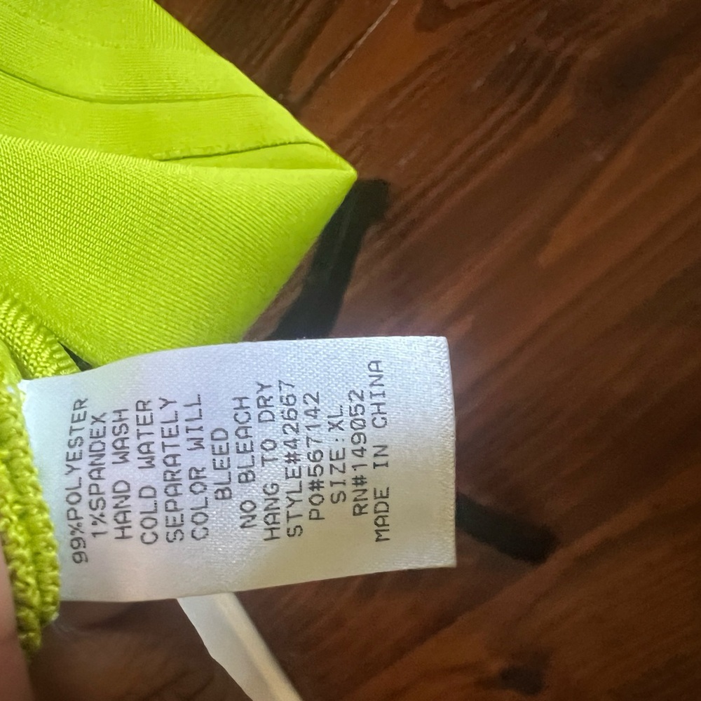 FashionNova lime green bandage dress - Picture 4 of 5